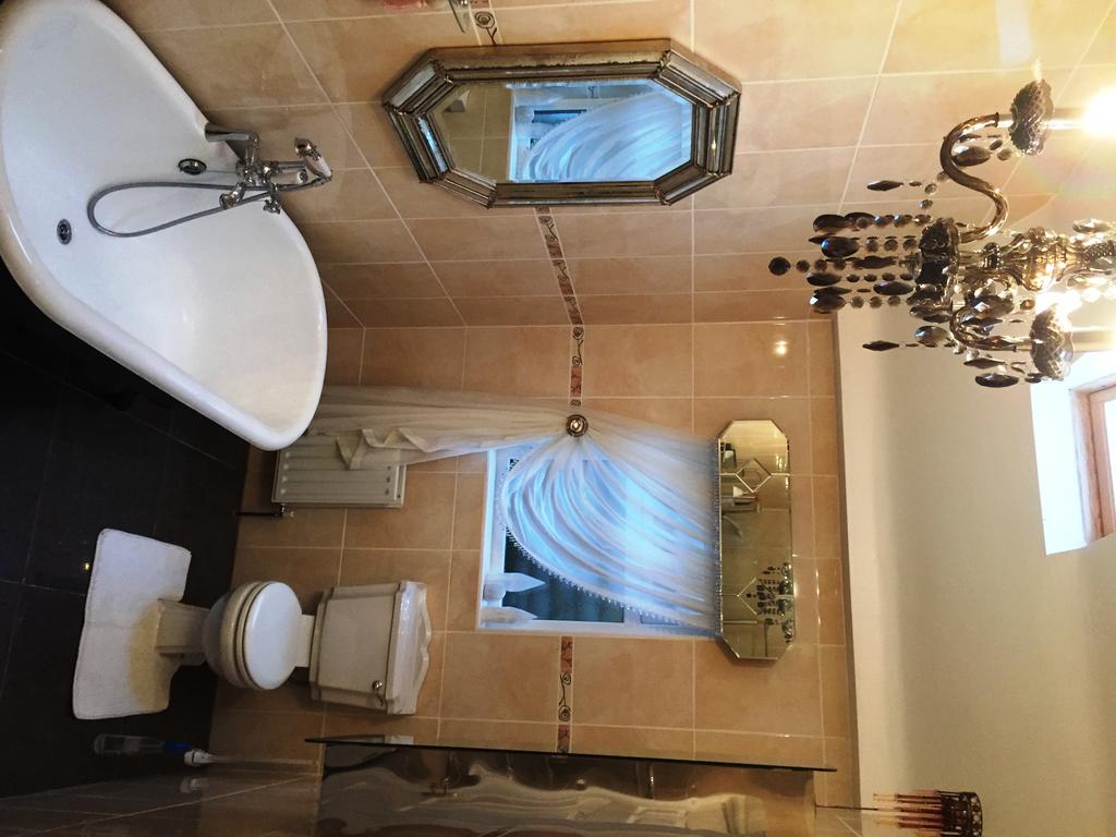 Gracefield room 6